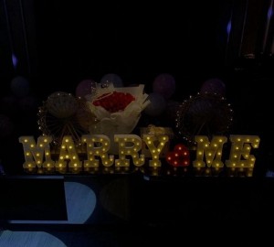 杭州桐庐县附近酒吧招聘包厢管家,交五险一金吗？