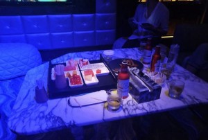 杭州萧山区萧山商业城附近夜总会招聘商务接待,(不够给补贴)