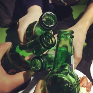 杭州拱墅区康桥街道附近酒吧招聘包厢服务员,接受新人的