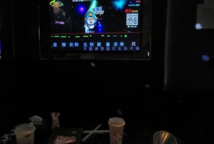 杭州303KTV李凯强：娱乐背后的商业与权力交织