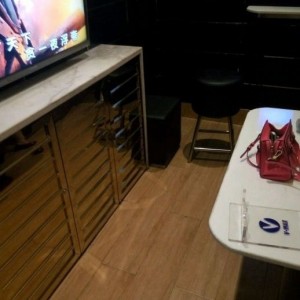 杭州萧山区萧山经济技术开发区附近ktv招聘酒水促销员,(好上班的不挑人)