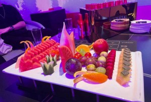 杭州拱墅区小河街道附近夜场招聘包厢服务员,有没有年龄限制_