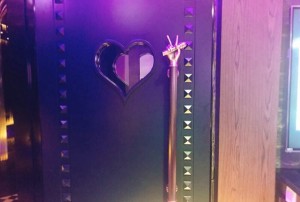 杭州萧山区红山农场附近ktv招聘商务礼仪,过年放假吗？