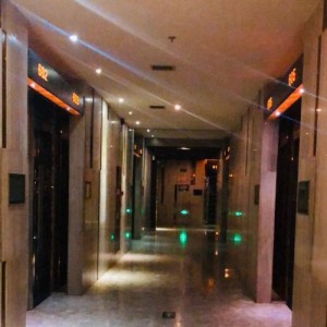 幕后伴唱招聘文案（寻找舞台背后的和声——伴唱招募启事）