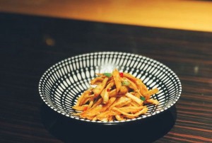 杭州西湖区西溪街道附近ktv招聘商务接待,加班双倍工资吗？